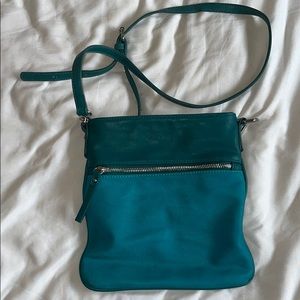 Crossbody purse